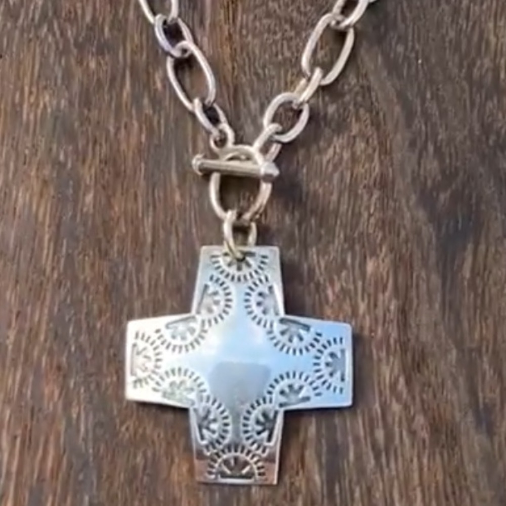 SILPADA Sterling Silver Virtuosity Cross Pendant Necklace